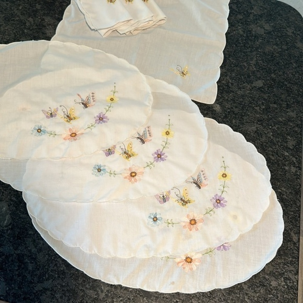 Embroidered White Linen Placemats with Pastel Floral and Butterfly Motif